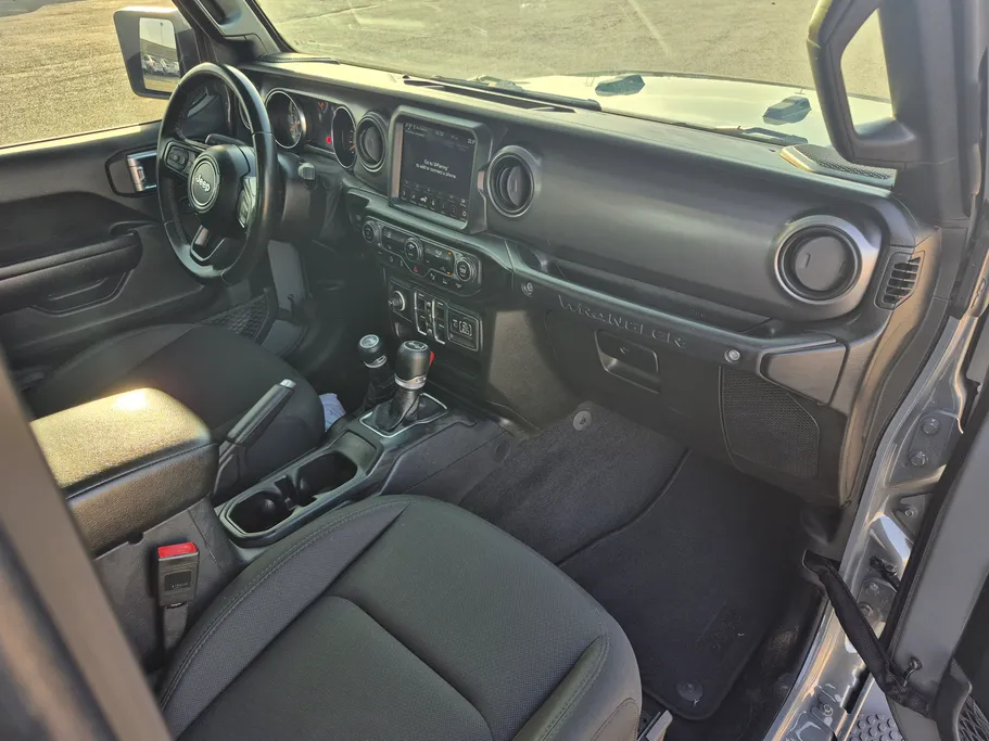 2021 Jeep Wrangler Sport 