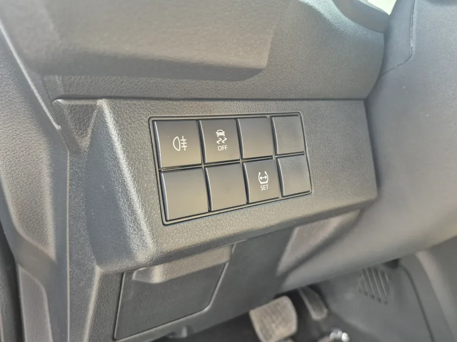 تويوتا يارس Y 2026 