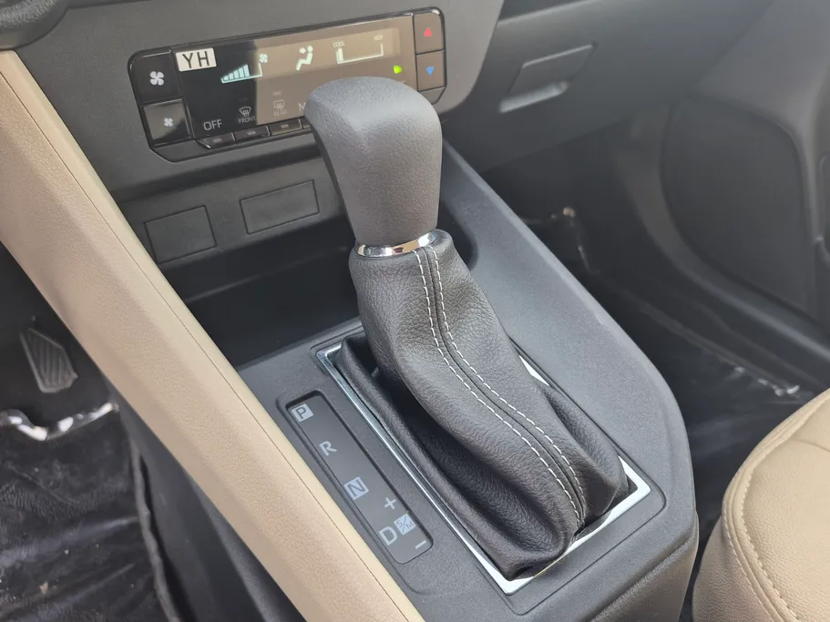 تويوتا يارس Y 2026 