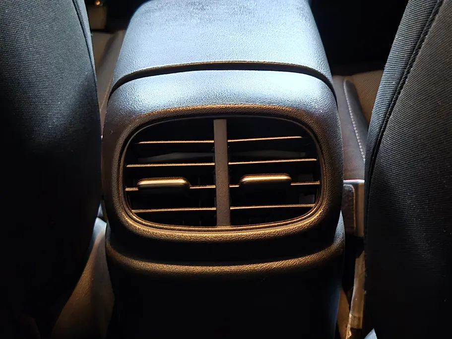 2023 Hyundai Elantra Smart 