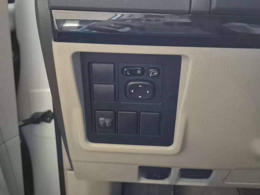 تويوتا برادو TXL 2022 