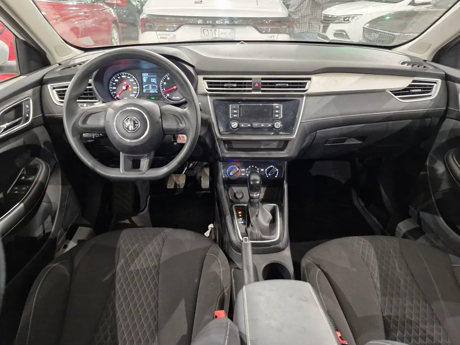 ام جي 5 STD 2023 