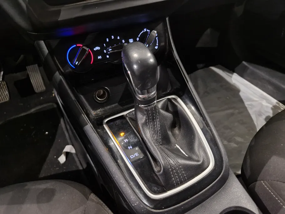 ام جي 5 STD 2023 