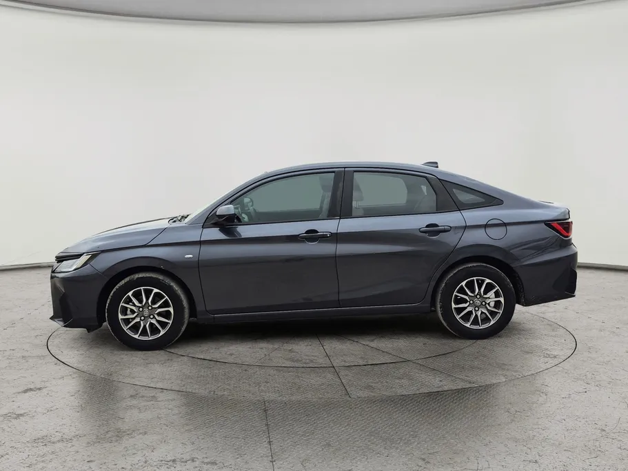 تويوتا يارس Y 2024 