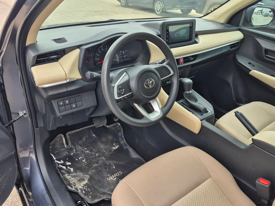 تويوتا يارس Y 2024 