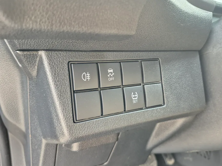 تويوتا يارس Y 2024 