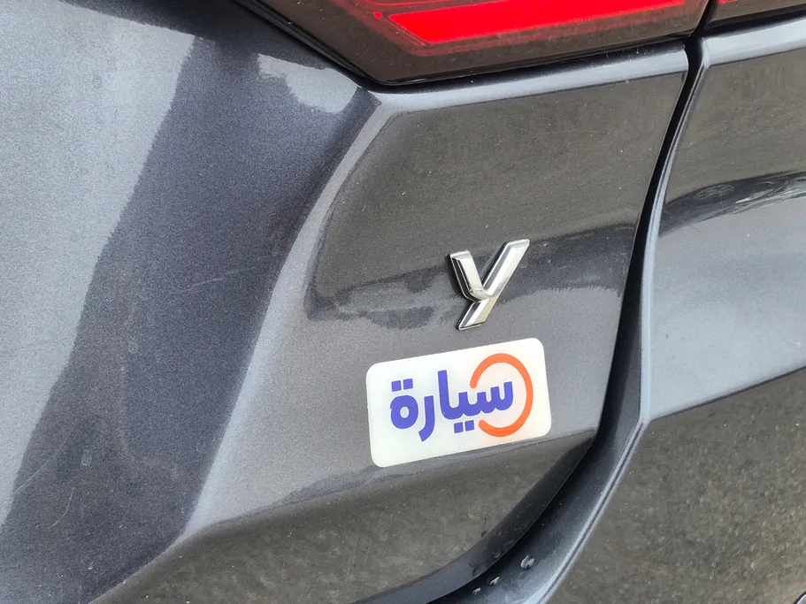 تويوتا يارس Y 2024 