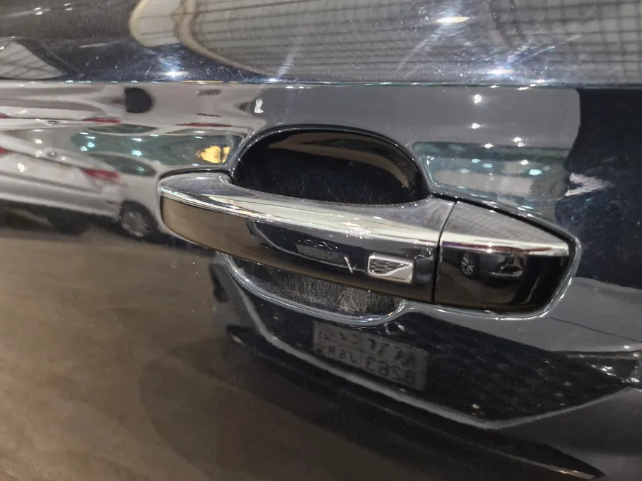 ام جي 5 LUX 2023 