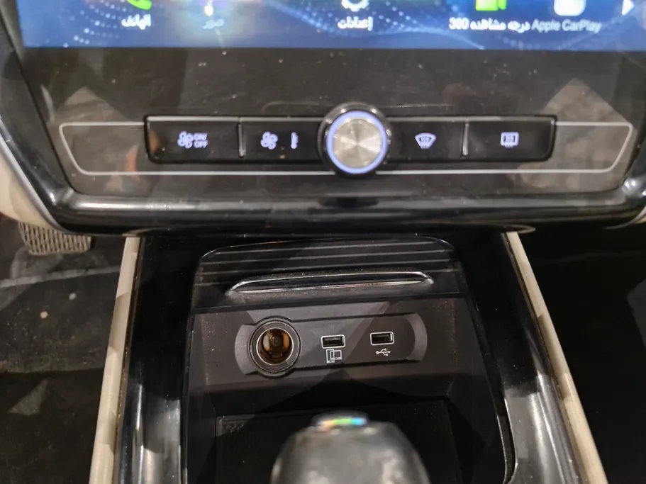 ام جي 5 LUX 2023 