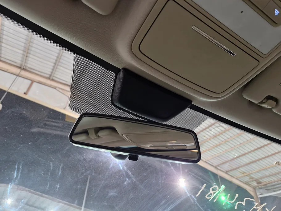 ام جي 5 LUX 2023 