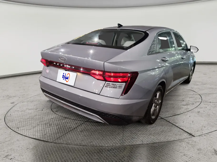 2024 Hyundai Accent Fleet 