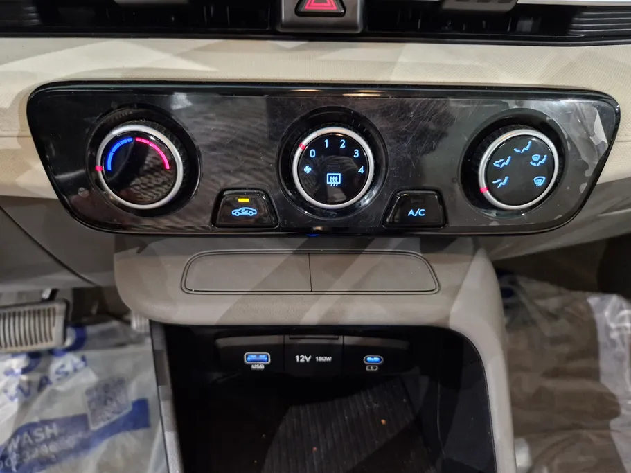 2024 Hyundai Accent Fleet 