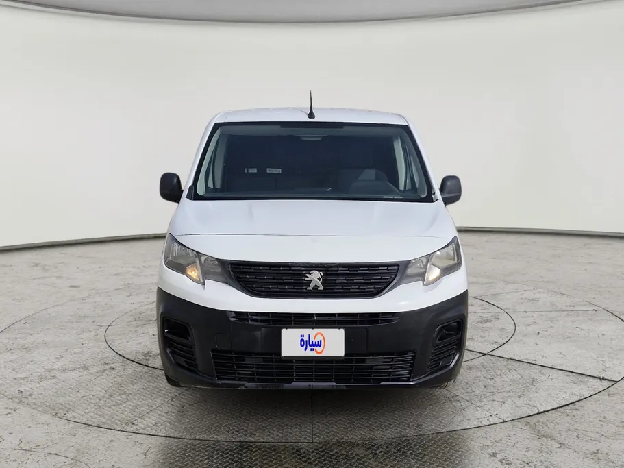 بيجو بارتنر Short van 2022 