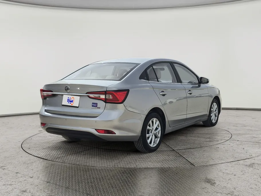 2022 ام جي 5 COM 