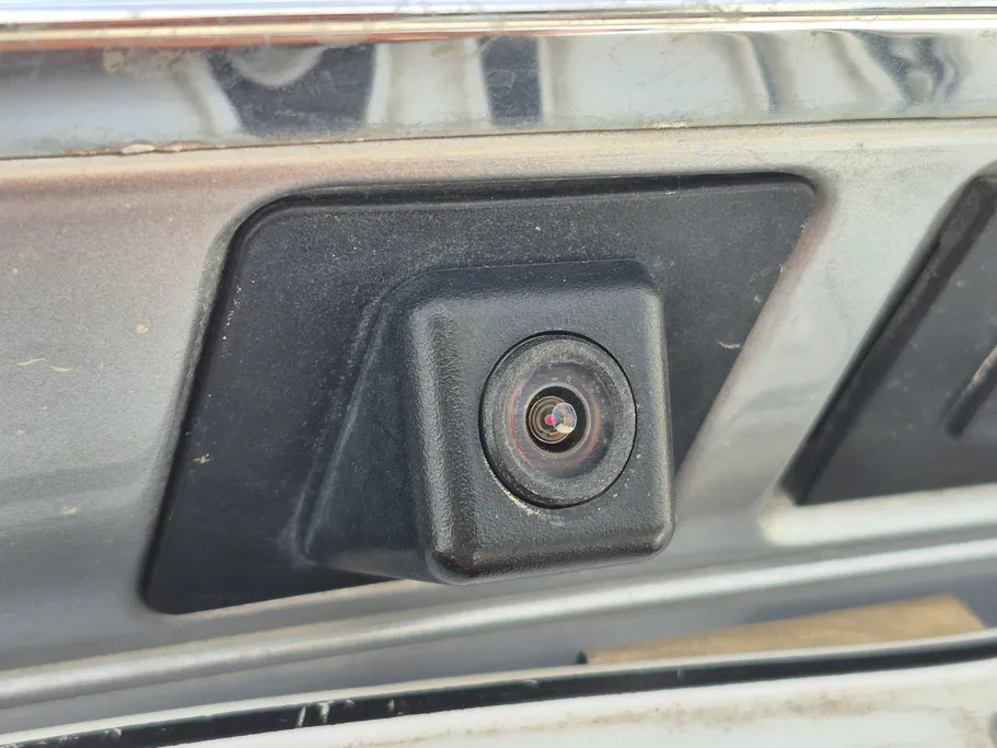 2022 ام جي 5 COM 