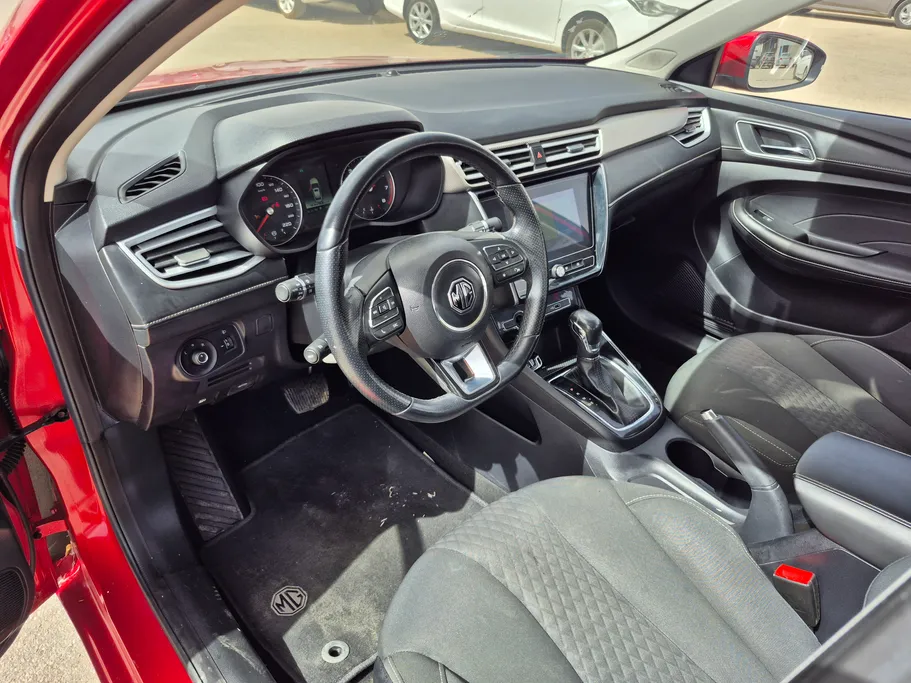 ام جي 5 COM 2022 