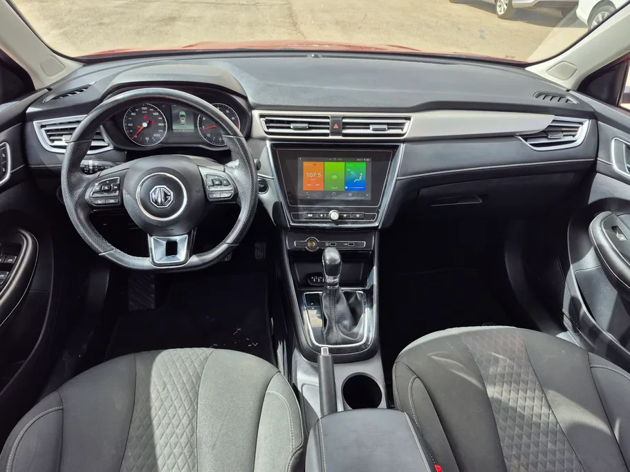 ام جي 5 COM 2022 