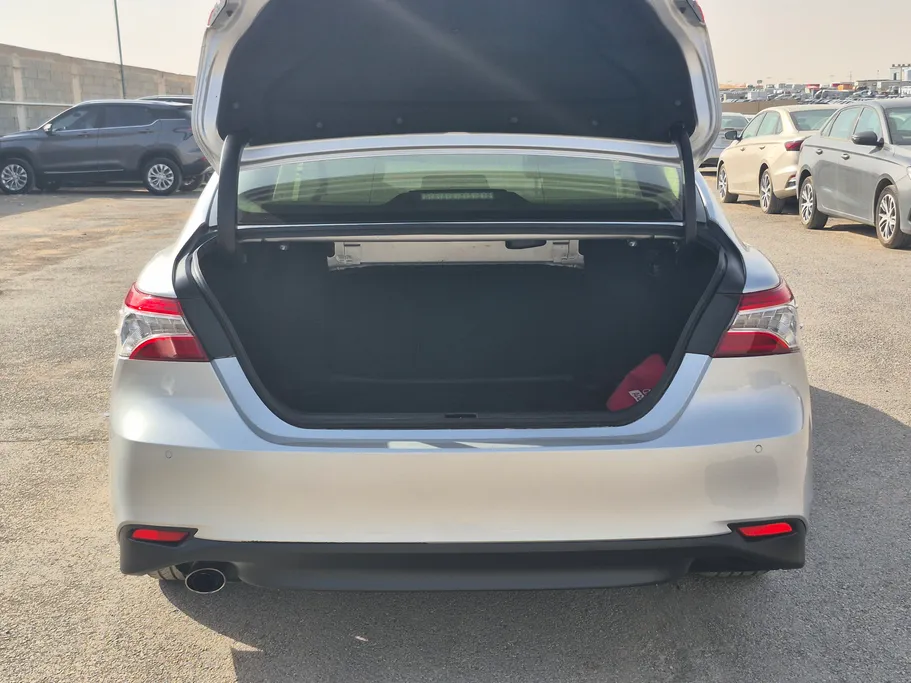 2020 Toyota Camry  GRANDE HEV 