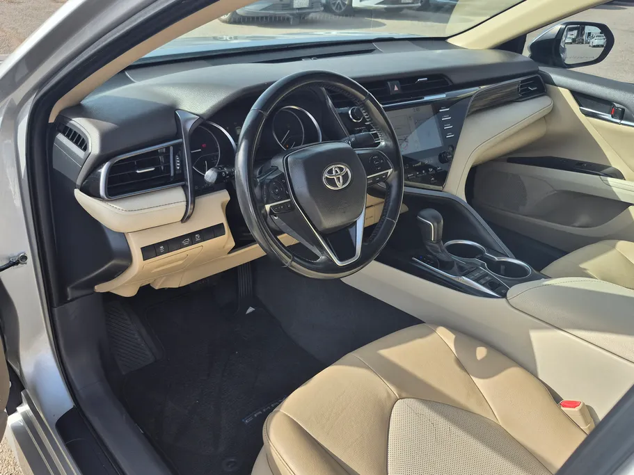 2020 Toyota Camry  GRANDE HEV 