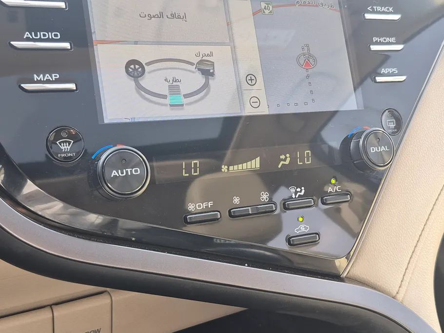 2020 Toyota Camry  GRANDE HEV 