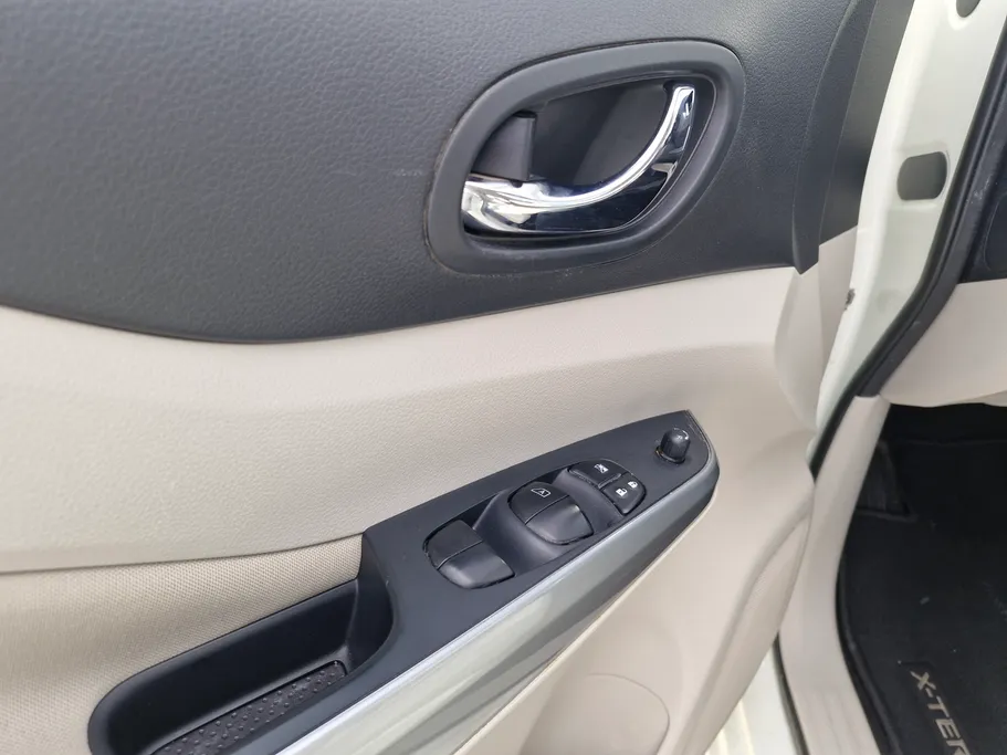 2023 Nissan Xterra SE 