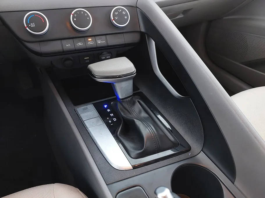 2023 هيونداي Elantra فلييت 