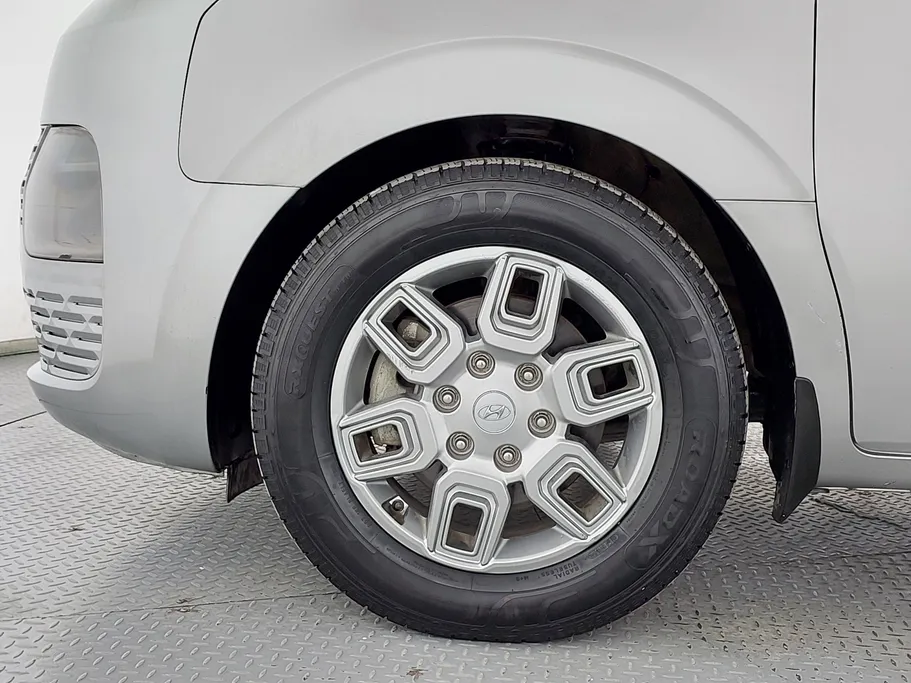 هيونداي ستاريا سمارت 9 مقاعد 2022 