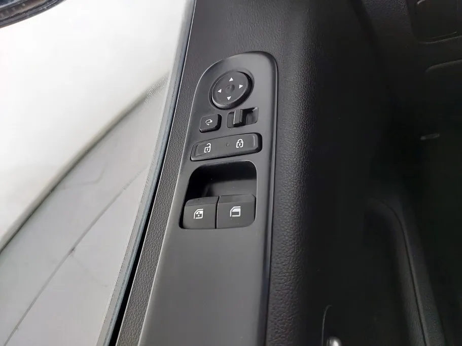 هيونداي ستاريا سمارت 9 مقاعد 2022 