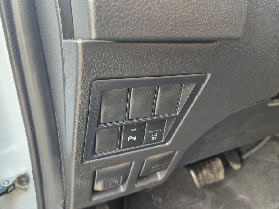 تويوتا فورتشنر GX 2024 