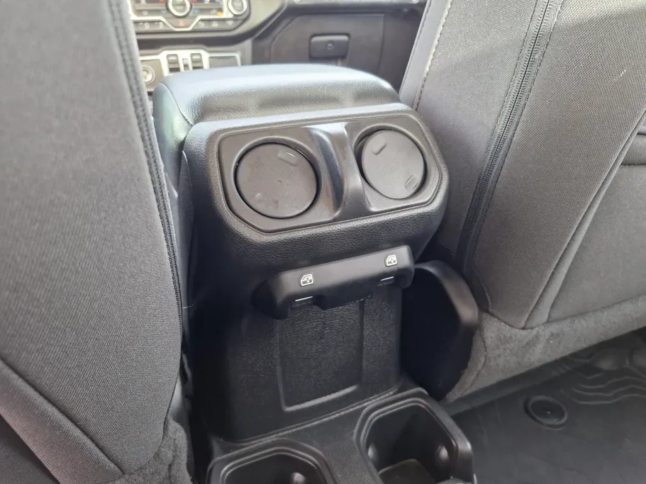 جيب رانجلر سبورت 2023 