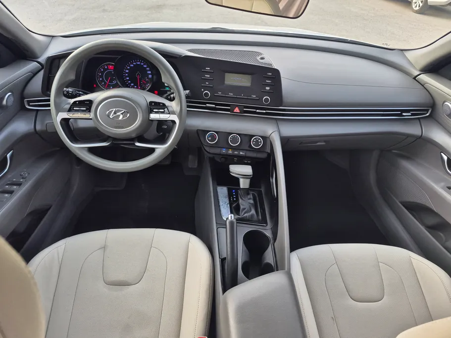 2023 Hyundai Elantra Fleet 