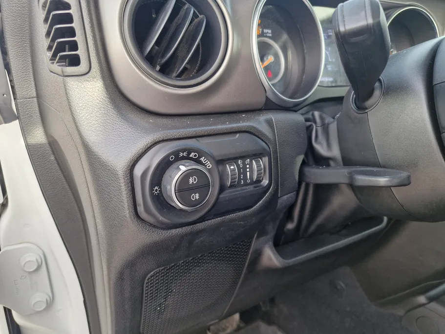 جيب رانجلر سبورت 2023 