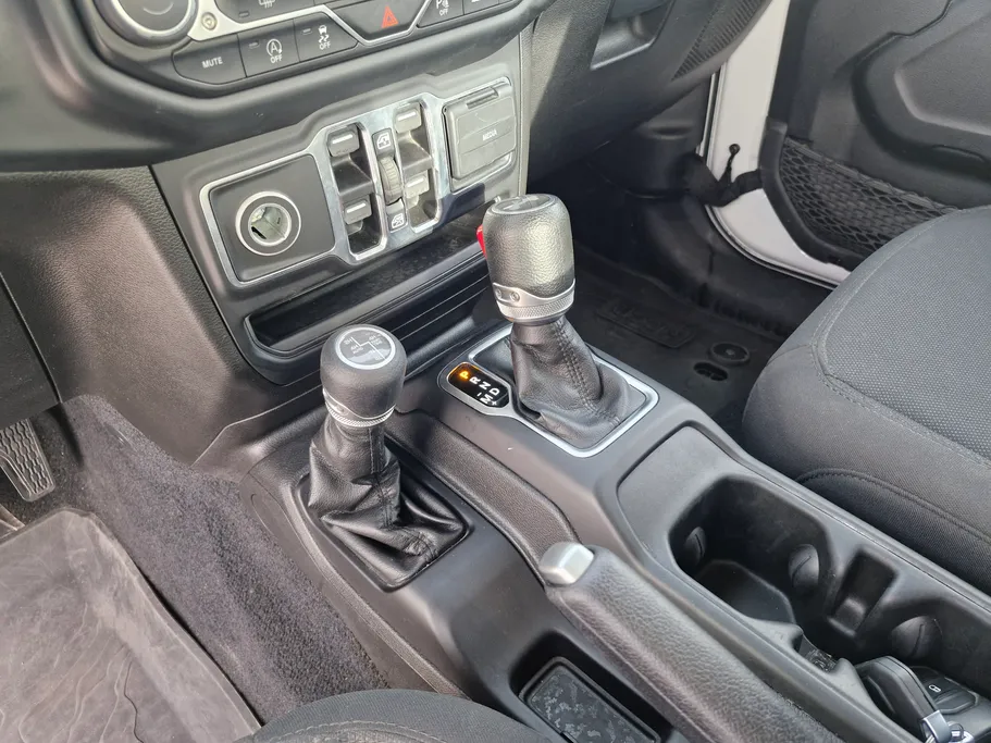 جيب رانجلر سبورت 2023 