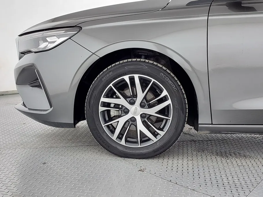 جيلي امجراند GS 2024 