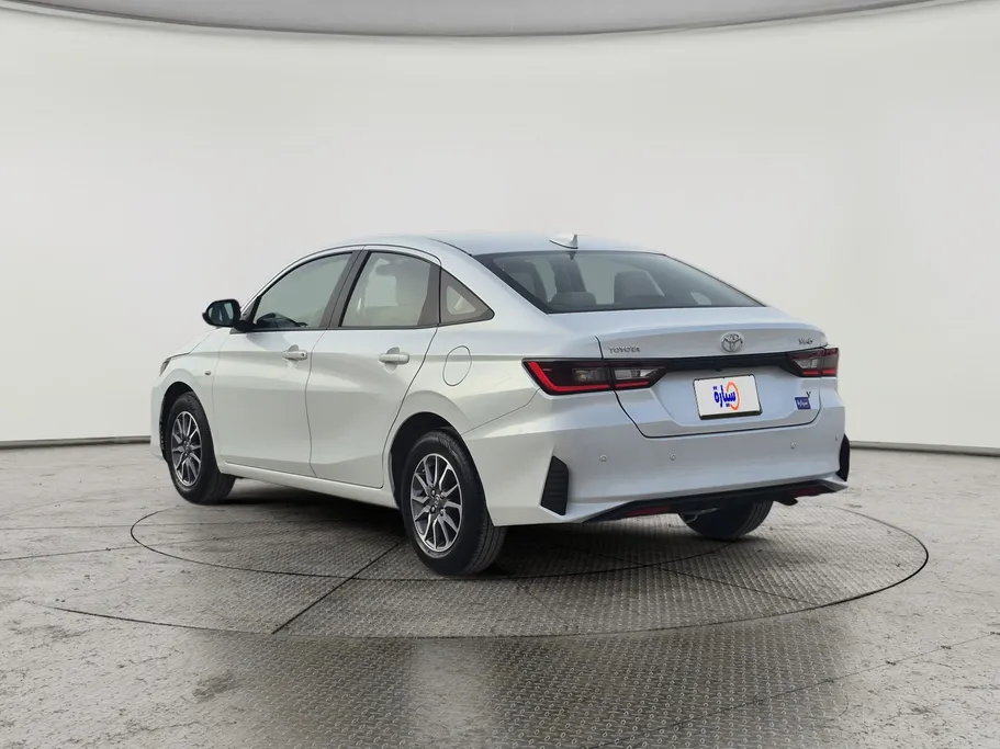 2024 Toyota Yaris  Y 