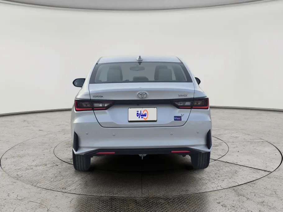 2024 Toyota Yaris  Y 