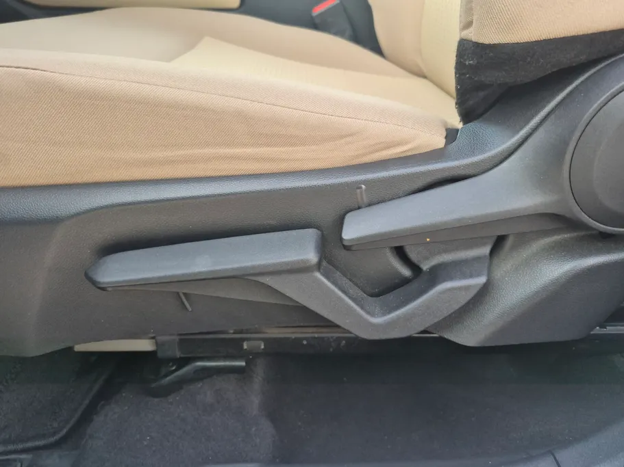 2024 Toyota Yaris  Y 