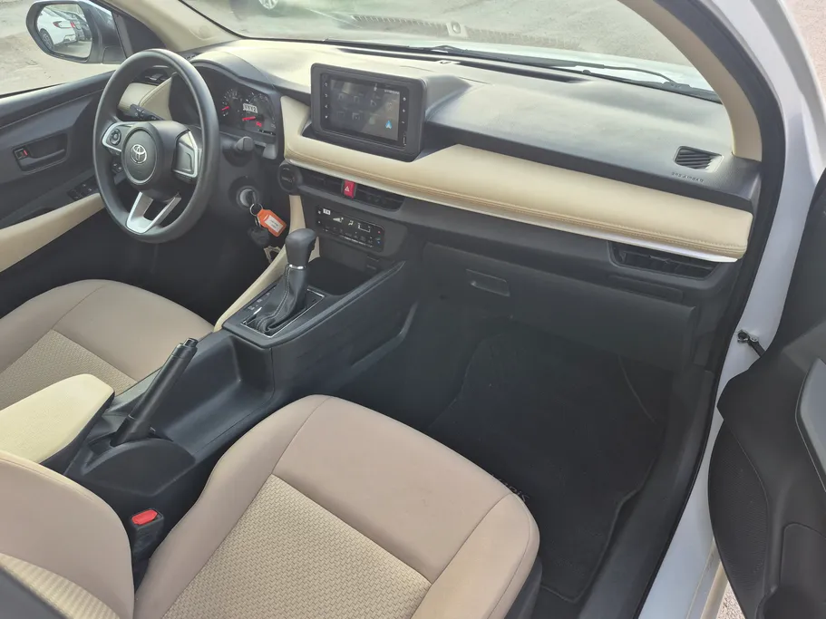 2024 Toyota Yaris  Y 