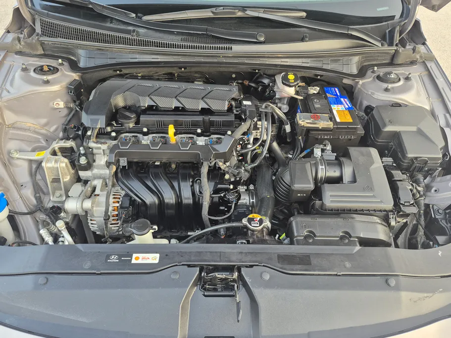 2024 Hyundai Elantra Smart 