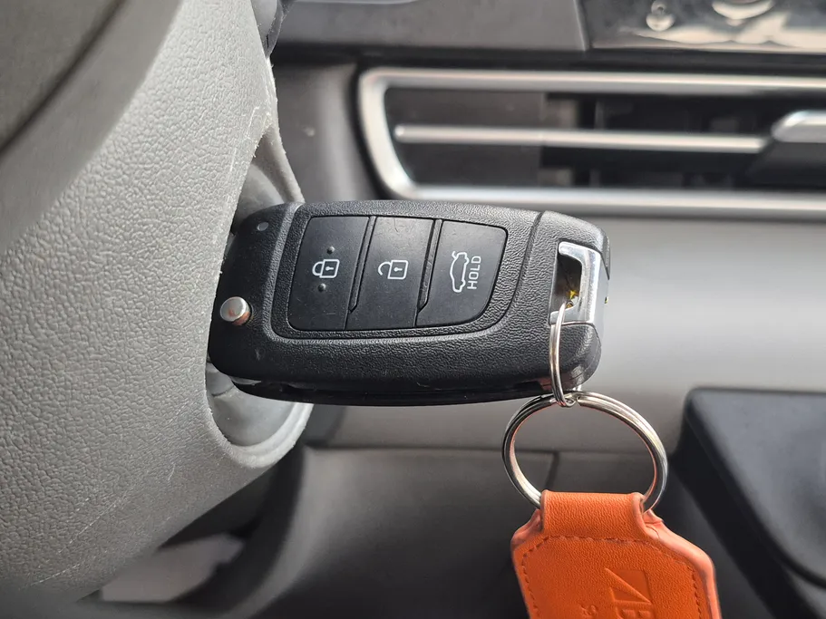 2024 Hyundai Elantra Smart 