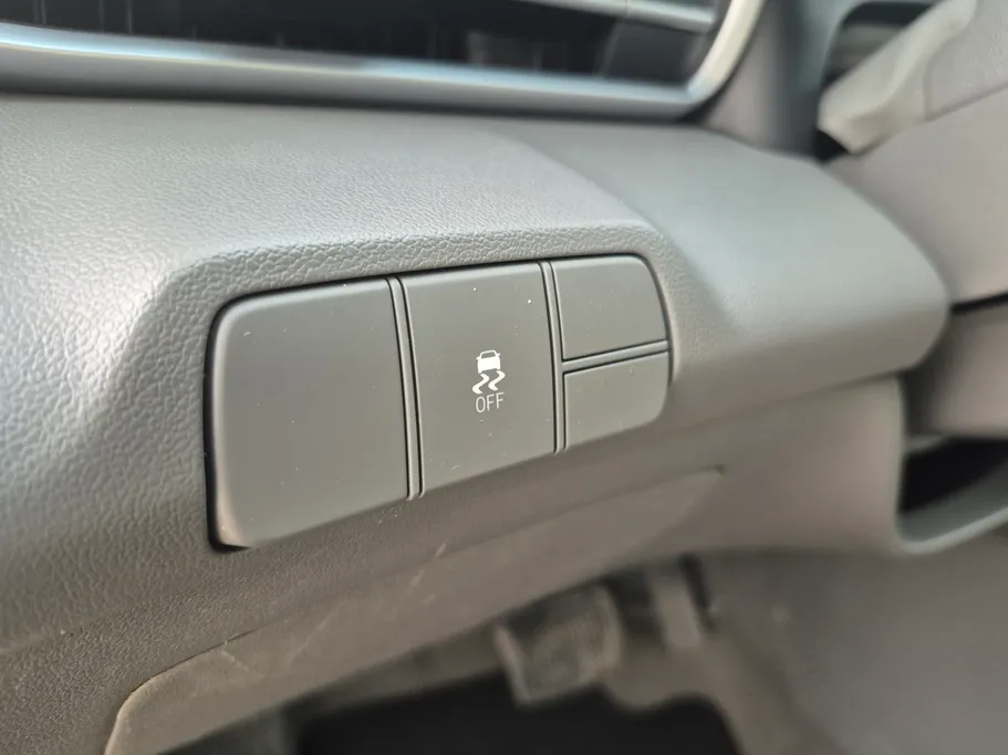 2024 Hyundai Elantra Smart 