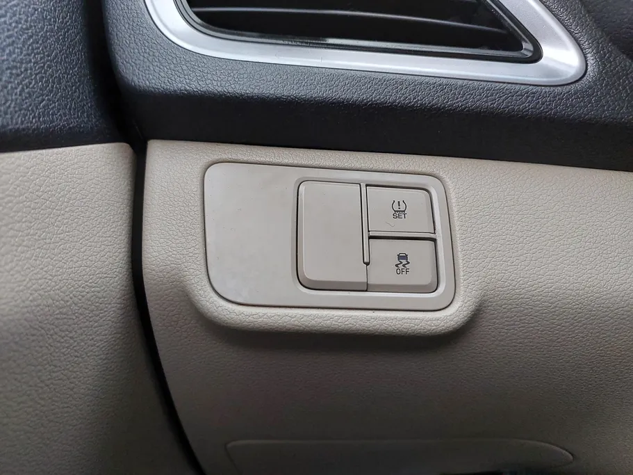 2023 هيونداي Accent سمارت 