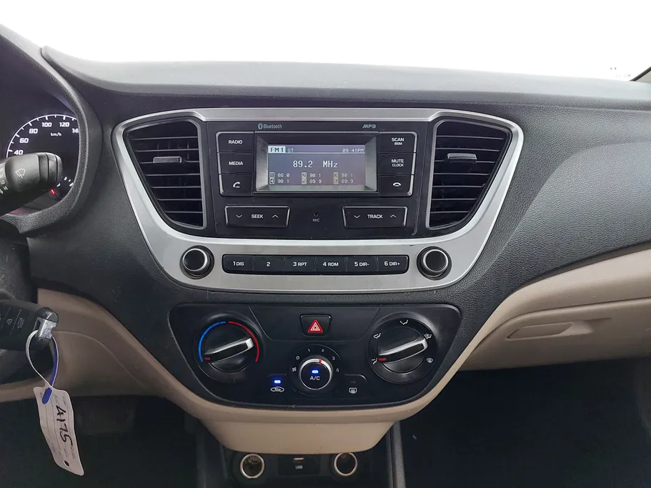 2023 هيونداي Accent سمارت 