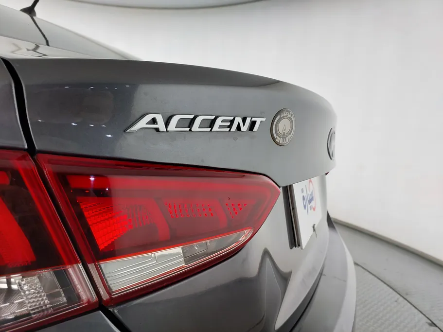 2023 هيونداي Accent سمارت 