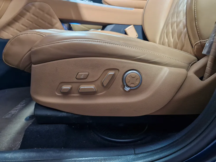 2021 Genesis GV80 Premium 