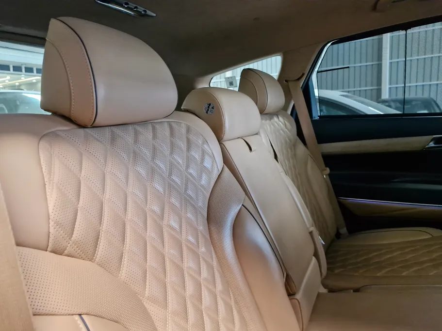 2021 Genesis GV80 Premium 