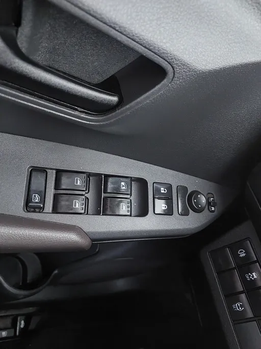 2023 Toyota Yaris  Y 