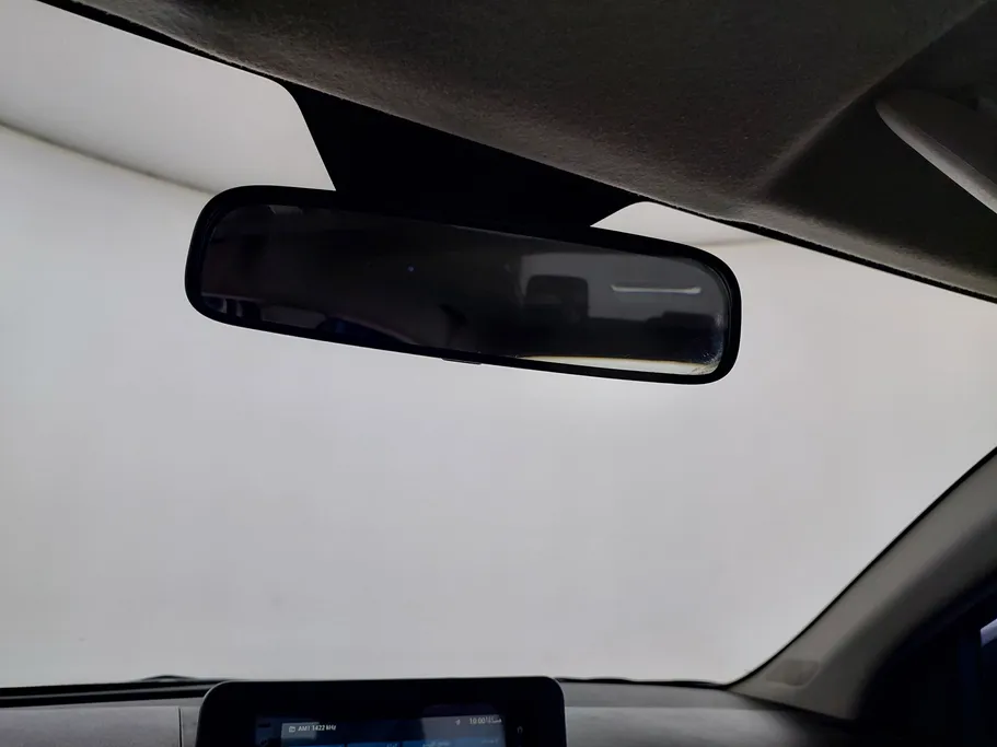 2023 Toyota Yaris  Y 