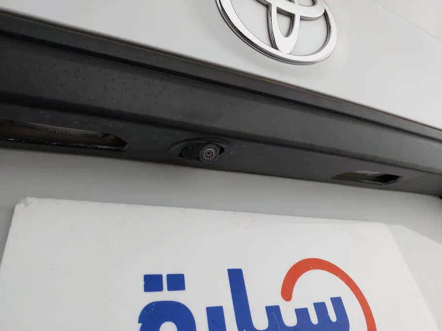 2023 Toyota Yaris  Y 