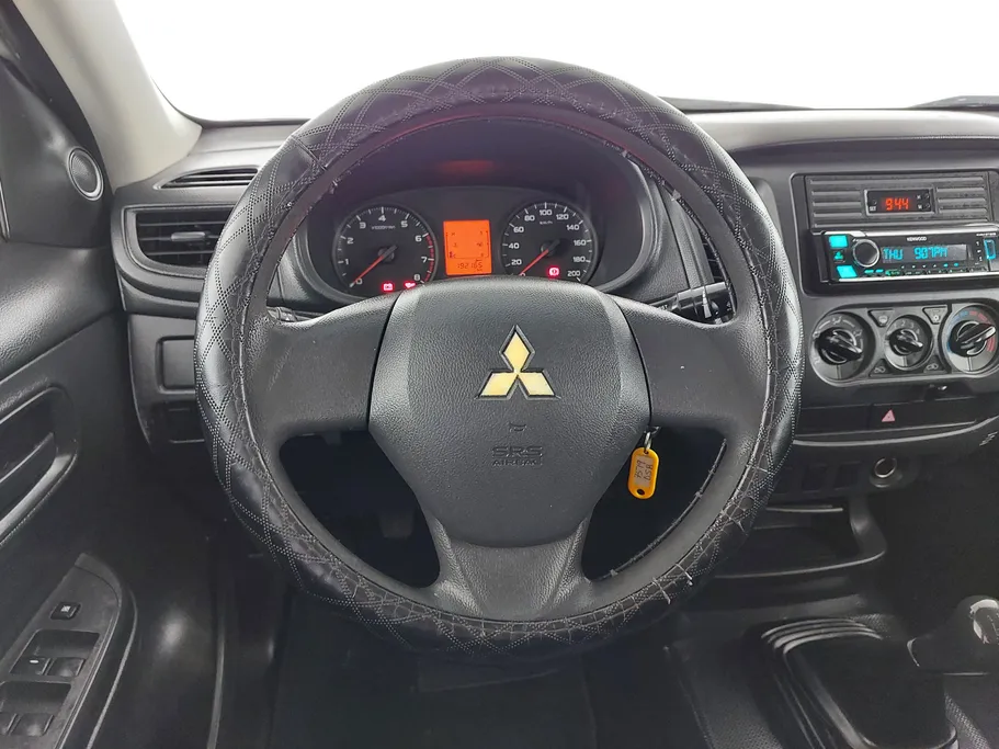 2021 ميتسوبيشي L200 DC 4x2 Diesel 